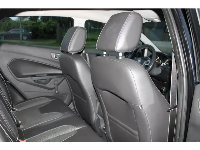 Ford Fiesta 1.0 EcoBoost Titanium X 2015 Benzine 14