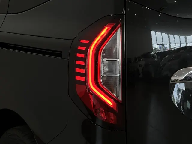 Renault Kangoo 1.3 TCe 130 GPF Techno 2022 Benzine 29