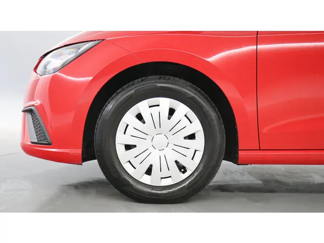 SEAT Ibiza 1.0 MPI 80pk Reference 2023 Benzine 11