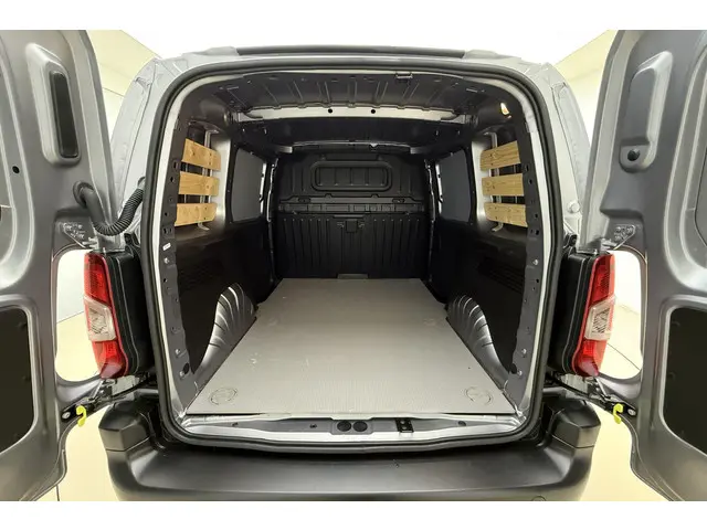 Opel Combo 1.5 BlueHDi 100 S&S L1 2024 Diesel 4