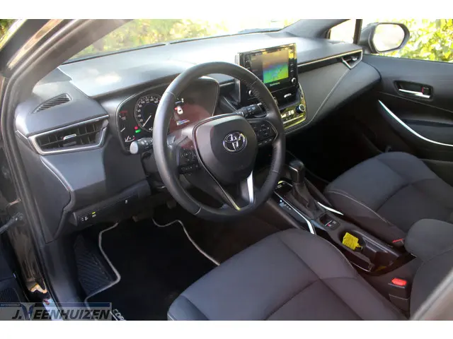 Toyota Corolla 1.8 Hybrid Business 2020 Hybride Benzine 13