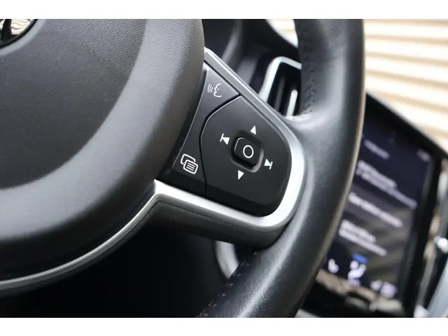 Volvo XC60 T5 Momentum 2019 Benzine 33