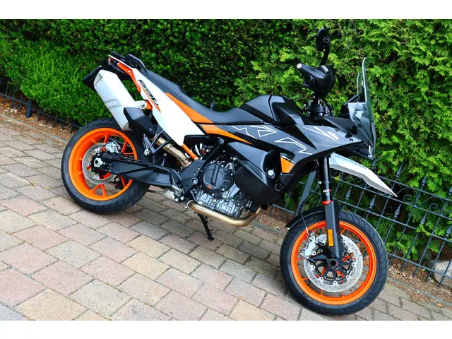 KTM 890 SMT ABS TechPack 2023 Benzine 8