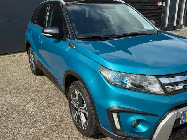 Suzuki Vitara 2