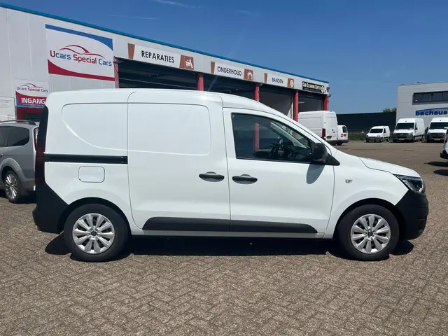 Renault Express 1.5 dCi 75 Comfort + 2023 Diesel 7