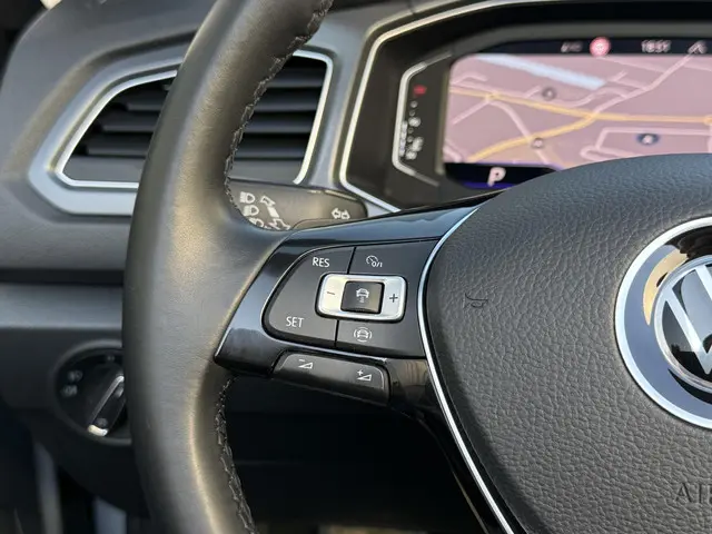 Volkswagen T-Roc Cabrio 1.5 TSI R-Line 2021 Benzine 23