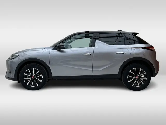 DS DS 3 PureTech 130 EAT8 Performance Line 2024 Benzine 18
