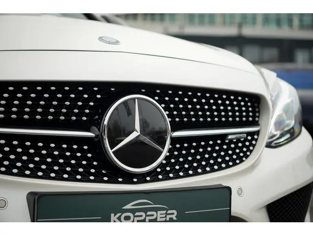 Mercedes-Benz C-Klasse AMG 43 4MATIC 2016 Benzine 25