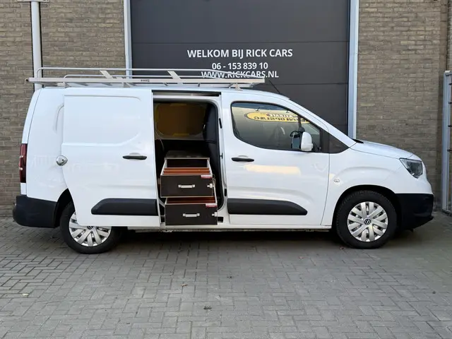 Opel Combo 1.5D 131PK Euro 6 L2H1 Edition 2020 Diesel 18