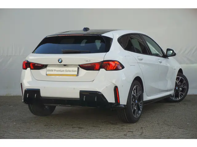 BMW 1 Serie 120 2025 Benzine 2