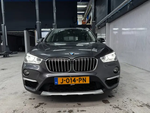 BMW X1 XDrive20i Executive *Export only* 2018 Benzine 28