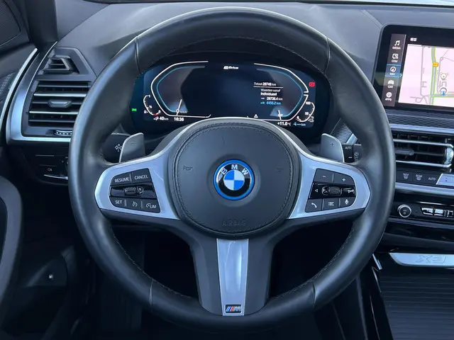BMW X3 xDrive30e 2024 Hybride Benzine 8
