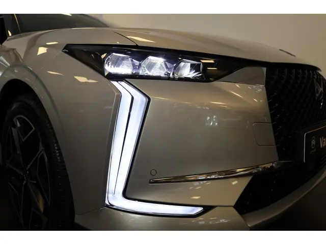 DS DS 4 PT 130 Automaat-8 2023 Benzine 11