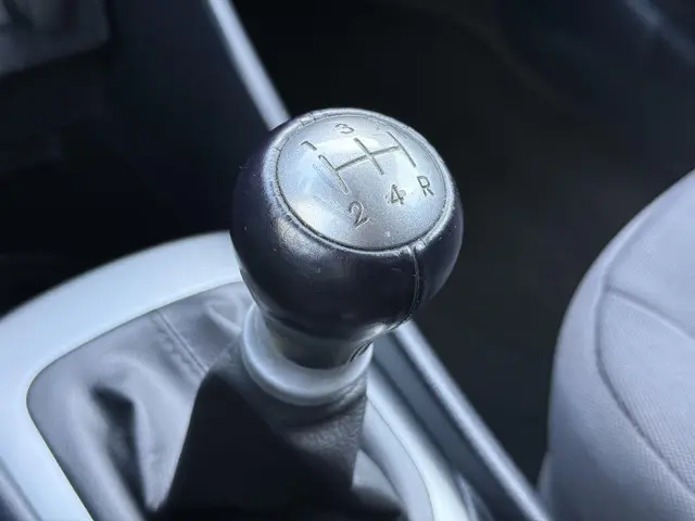 Kia Rio 1.2 CVVT Super Pack 2013 Benzine 25