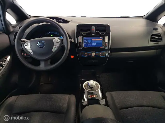 Nissan Leaf Acenta 24 kWh 2016 Elektrisch 9