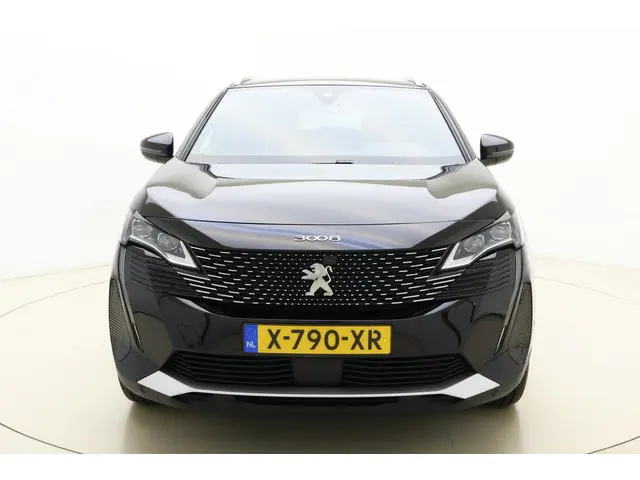 Peugeot 3008 1.2 Hybrid 136 GT 2024 Hybride Benzine 6
