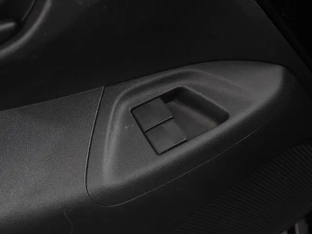 Peugeot 108 1.0 e-VTi Active 2021 Benzine 12