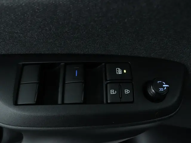 Toyota Yaris 1.5 Hybrid Dynamic 2021 Hybride Benzine 27