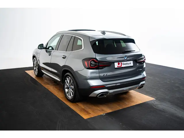 BMW X3 xDrive30e High Executive 2023 Hybride Benzine 12