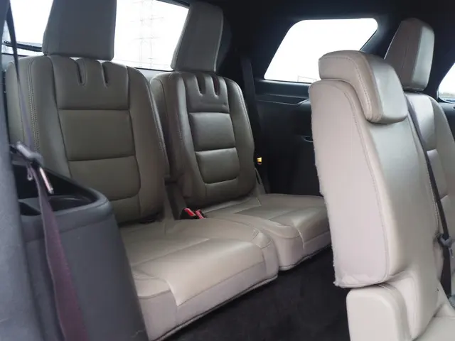 Ford Explorer 3.5 V6 - 7 zitter - 2013 Benzine 22