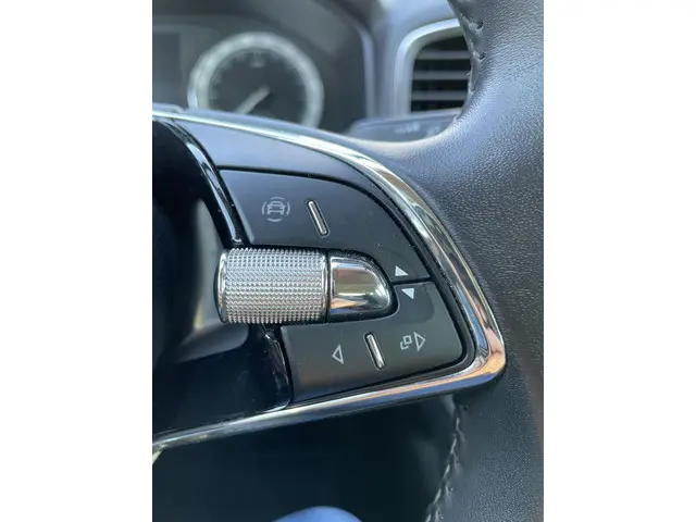 Škoda Karoq 1.0 TSI Business Edition 2022 Benzine 23