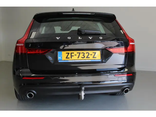 Volvo V60 2.0 D4 Momentum 2019 Diesel 8