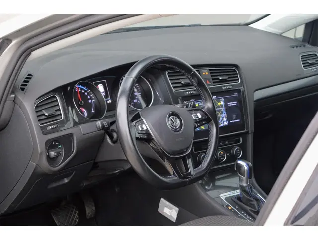 Volkswagen e-Golf E-Golf 2018 Elektrisch 15