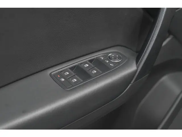 Renault Captur TCe 90 Evolution 2023 Benzine 19