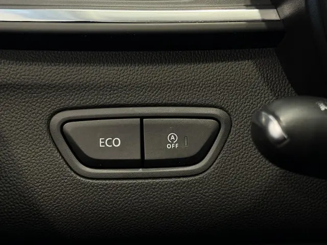 Renault Kadjar 1.3 TCe 140 Limited 2022 Benzine 33