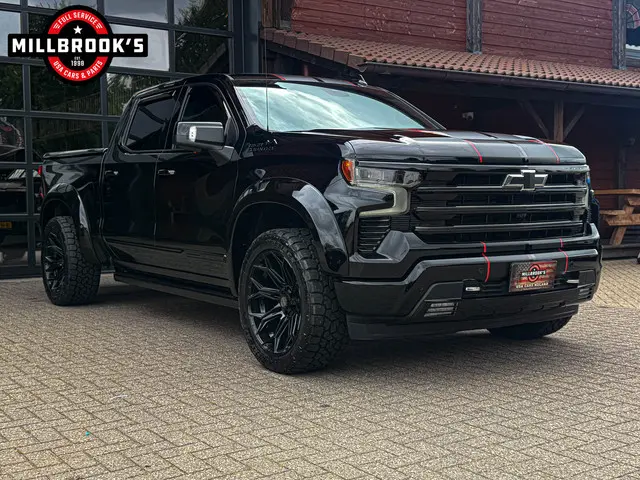 Chevrolet Silverado high country 6.2 V8 2024 LPG/Gas 17