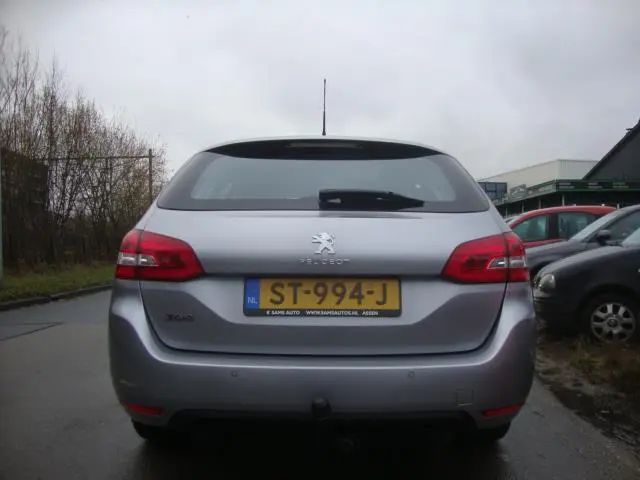 Peugeot 308 SW 1.5 BlueHDi Allure ( 6VER +NAVI ) 2018 Diesel 17
