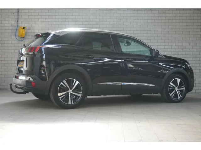 Peugeot 3008 1.2 PureTech Allure 2019 Benzine 4
