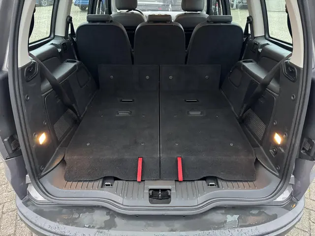 Ford Galaxy 1.6 SCTi Platinum 2014 Benzine 11
