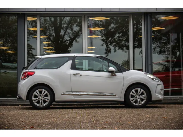 Citroën DS3 1.2 VTi Chic 2014 Benzine 6