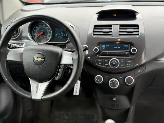 Chevrolet Spark 1.2 16V LTZ 2013 Benzine 11