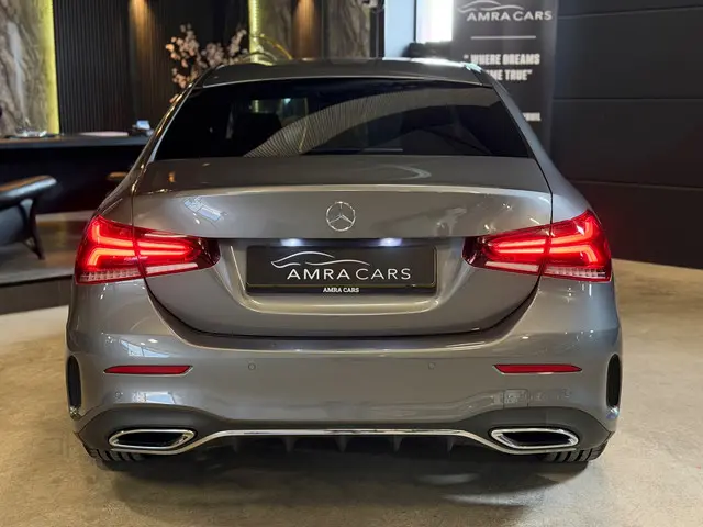 Mercedes-Benz A-Klasse 180 AMG Line 2020 Benzine 5