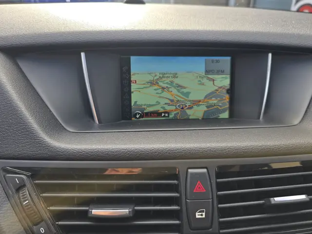 BMW X1 sDrive20i Business 2013 Benzine 14