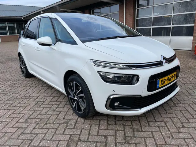 Citroën C4 Picasso 1.2 PureTech Shine 2018 Benzine 2