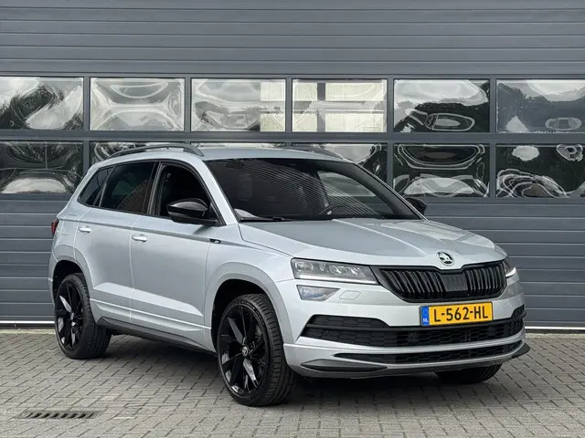 Škoda Karoq 1.5 TSI ACT SPORTLINE BUSINESS 2021 Benzine 14