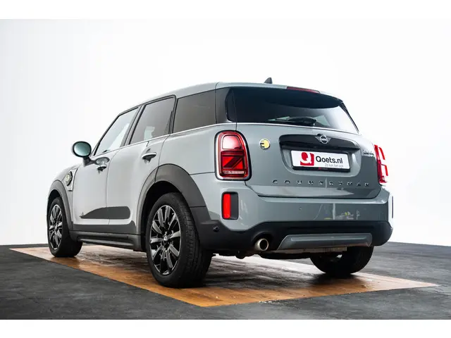 MINI Countryman Cooper SE ALL4 2022 Hybride Benzine 12