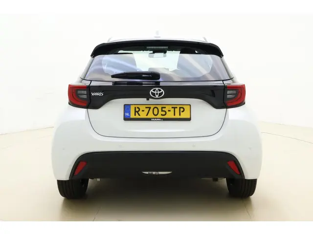 Toyota Yaris 1.5 VVT-i 125pk Dynamic 2022 Benzine 11