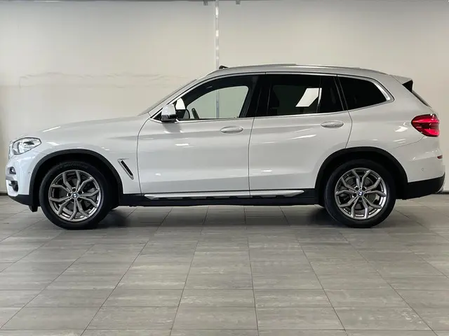 BMW X3 xDrive20i High Executive 2019 Benzine 10