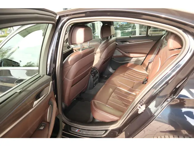 BMW 5 Serie Sedan 530e 2021 Hybride Benzine 14