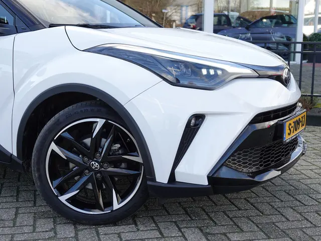 Toyota C-HR 2.0 Hybrid GR-Sport 2023 Hybride Benzine 13