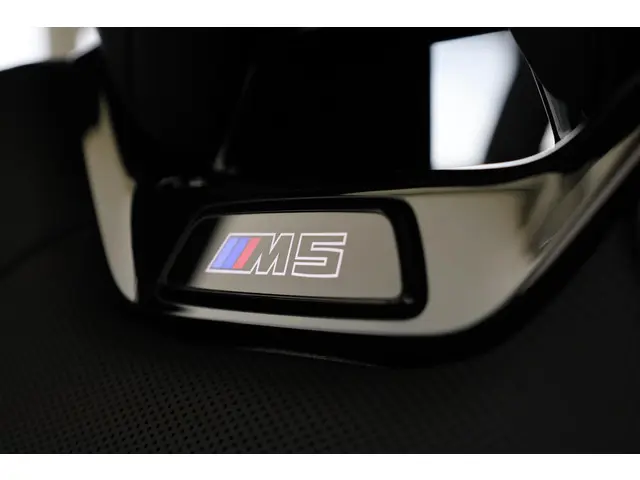 BMW M5 Touring 2025 Hybride Benzine 27