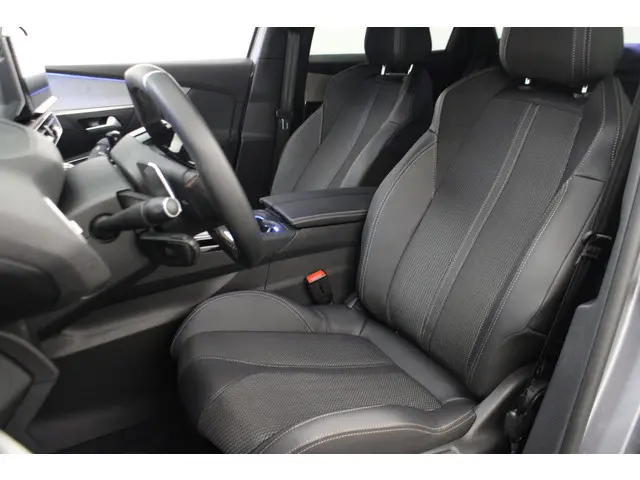 Peugeot 3008 1.2 Hybrid 136 GT 2024 Hybride Benzine 13