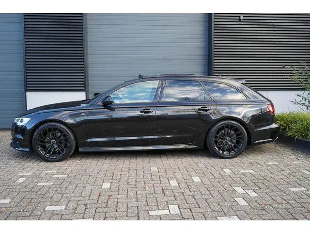 Audi A6 Avant 1.8 TFSI s-line Edition 2016 Benzine 2