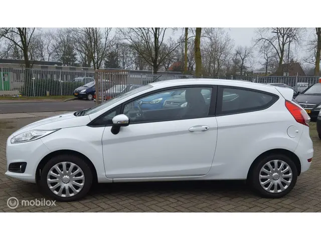 Ford Fiesta 1.25 / 145129 KM. AIRCO 2015 Benzine 5