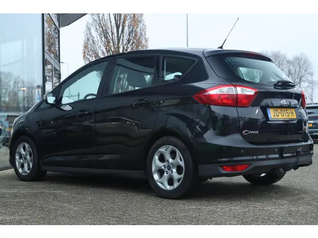 Ford C-MAX 1.6 TITANIUM 2013 Benzine 9