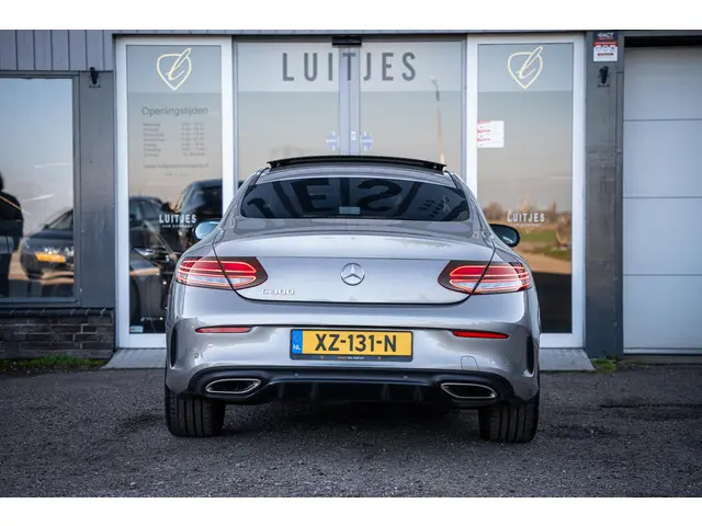 Mercedes-Benz C-Klasse Coupé 300 AMG 2019 Benzine 12